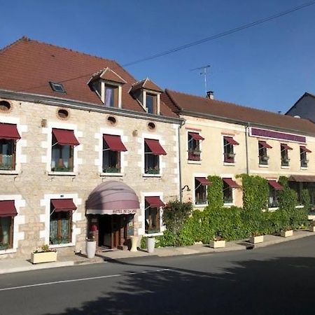 Hotel De La Loire Saint-Satur Exterior foto